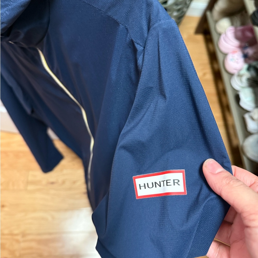 Hunter Dark Blue Jacket With Light Gray Lining - image 5